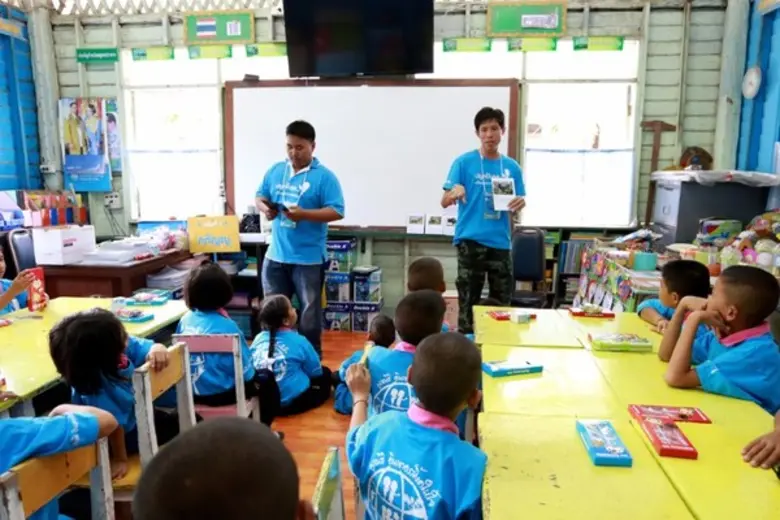 มูลนิธิอินเตอร์ลิ้งค์ให้ใจ รวมพลังทำดี ในกิจกรรมโครงการ พี่สอนน้อง ปลูกปัญญาพร้อมมอบความอบอุ่น เข้าสู่โรงเรียนที่ 56