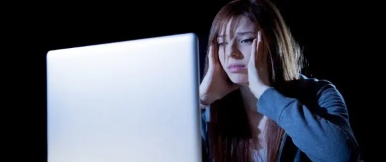 พ่อแม่ลูกพึงระวัง! อินเทอร์เน็ตกลายเป็นต้นเหตุความขัดแย้ง-เหินห่างในครอบครัว