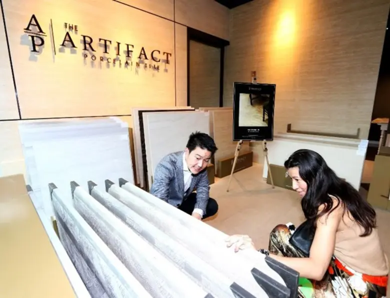 เหล่า Celebrity ร่วมเฉลิมฉลองครบรอบ 3 ปี เปิดตัว AP TILE NEW COLLECTION 2016