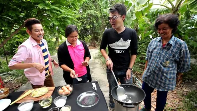 ทีวีไกด์: รายการ “ครัวลั่นทุ่ง” แม่ยกกรี๊ดลั่น “เติ้ล ธนพล” อวดกล้าม! โชว์ปลายจวัก “เมนูแกงหน่อไม้ไผ่หวานเป็ดย่าง”