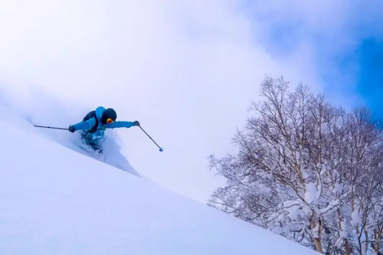 “คิโรโระ รีสอร์ท” ชวนคนไทยสัมผัสประสบการณ์ “รักโรแมนติก” ควงคู่ คนพิเศษ ร่วมทริป “ขอความรัก สั่นระฆัง ตามรอยหนัง แฟนเดย์” เติมเต็มช่วงเวลาแห่งความสุขให้ประทับใจ ท่ามกลาง “หิมะขาวนุ่ม” ในสกีรีสอร์ทสุดอลังการ ระดับเวิร์ลคลาส