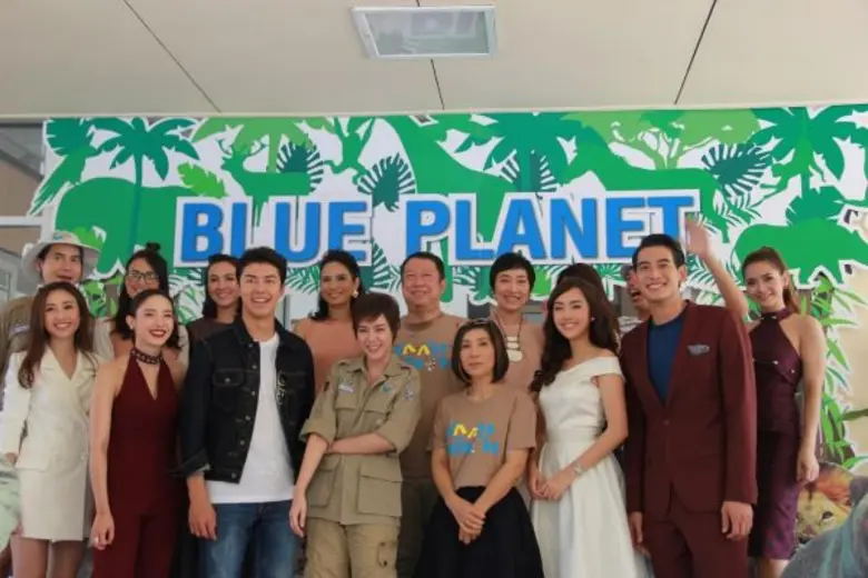 ฟีล กู๊ด เอ็นเทอร์เทนเม้นท์ ถือฤกษ์ดีบวงสรวง “รักกันพัลวัน” ดึงพระเอกใหม่ป้ายแดง นาย-นภัทร โคจรประกบคู่ ไอซ์-ปรีชญา