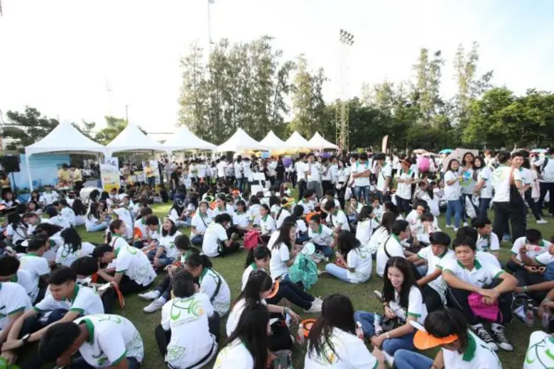 'GET 102.5’ ส่งมอบความสนุก จัดศิลปิน 'POLYCAT’ ร่วมกิจกรรม Freshy Fest : Get Inspiration @ ม.เกษตร