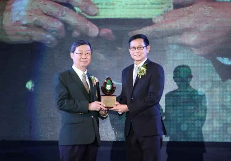 นายอรรถพล ฤกษ์พิบูลย์ รองกรรมการผู้จัดการ...