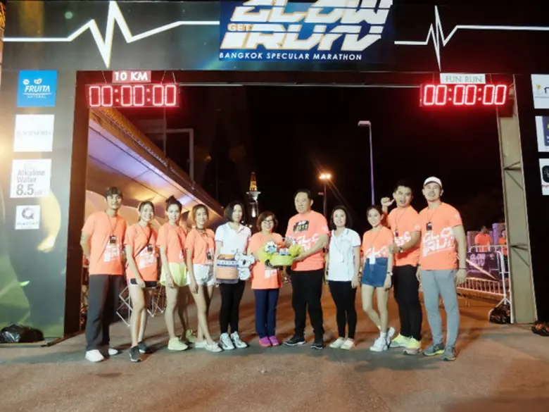 น.ส.ผุสดี สุจิตจร ผู้จัดการทั่วไป พร้อมด้...