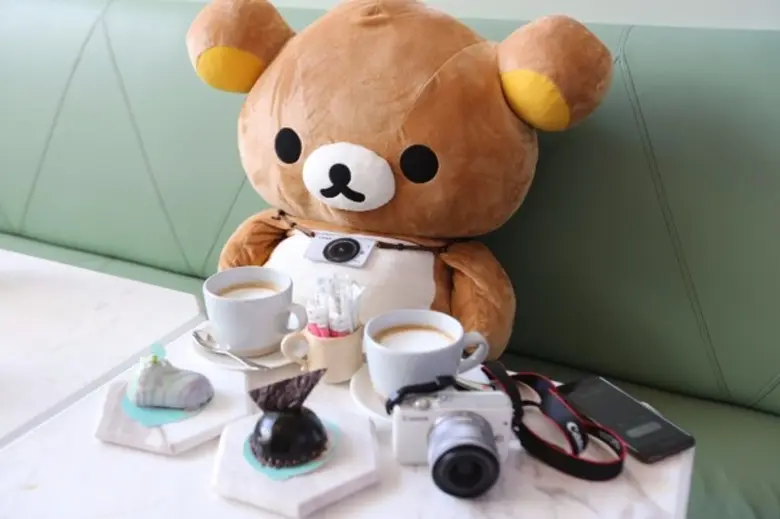 ปลุกกระแสการถ่ายภาพสไตล์ Toy Travel ไปกับกล้องดิจิตอล “CANON EOS M10 x Rilakkuma” สุดคิวท์จากแคนนอน