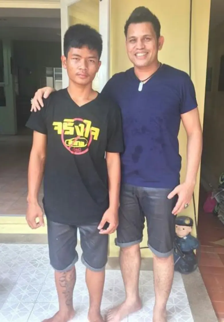 เพราะชีวิตเคยผ่านความยากลำบากมาตั้งแต่เด็...