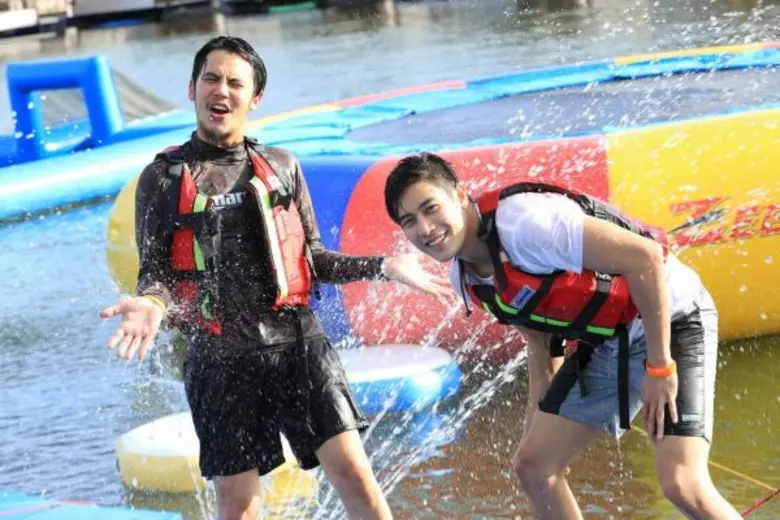 เสียว มันส์ ฉ่ำ ตลอดทั้งวัน กับหนุ่มขาลุย...