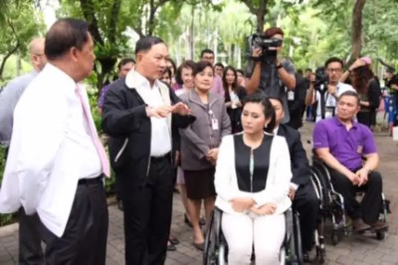 พม. จับมือ กทม. สำรวจพื้นที่สวนลุมฯ เดินหน้าปรับปรุงสิ่งอำนวยความสะดวกที่เอื้อต่อคนพิการ ผู้สูงอายุ และทุกคนในสังคม