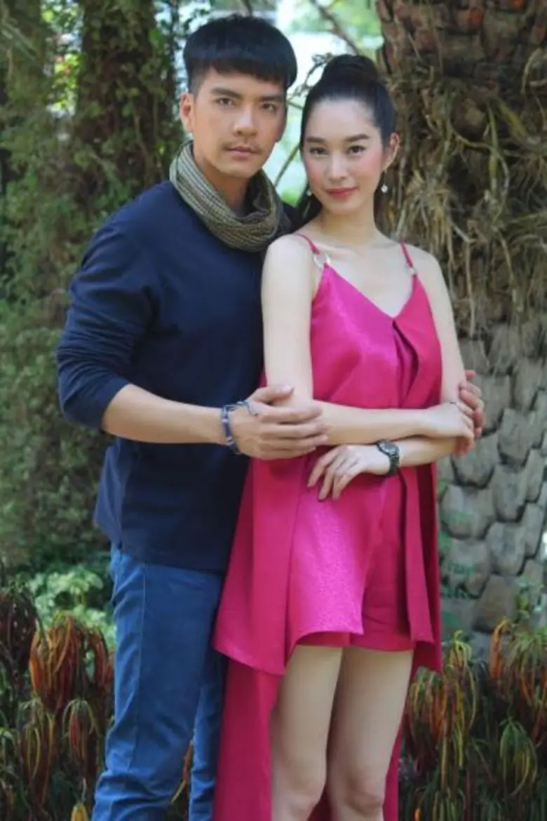 อนุวัต-เปรมสุดา อ้อนแฟน 7 สี คอนเสิร์ตออนทัวร์ ส่งกำลังใจติดขอบเวที จ.ปทุมธานี วันเสาร์ที่ 24 กันยายนนี้