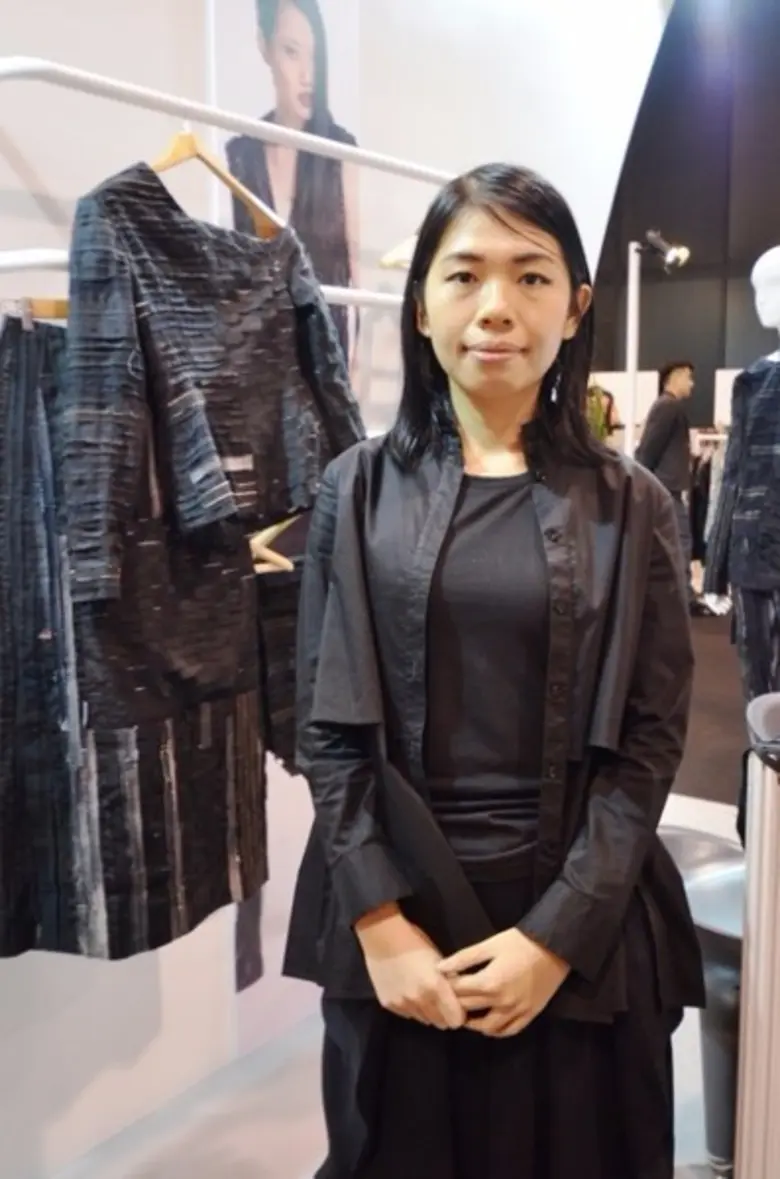 กระทรวงอุตสาหกรรม ปั้นนักออกแบบรุ่นใหม่สู่เส้นทางผู้ประกอบการ นำ 5 คอลเลคชั่นจากเวทีประกวด Creative Textiles Award 2016 รุกตลาดฮ่องกง