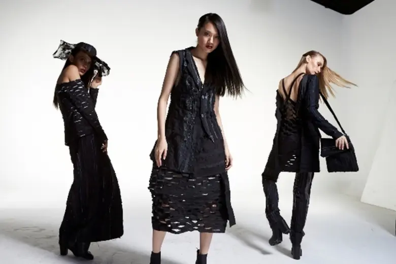 กระทรวงอุตสาหกรรม ปั้นนักออกแบบรุ่นใหม่สู่เส้นทางผู้ประกอบการ นำ 5 คอลเลคชั่นจากเวทีประกวด Creative Textiles Award 2016 รุกตลาดฮ่องกง