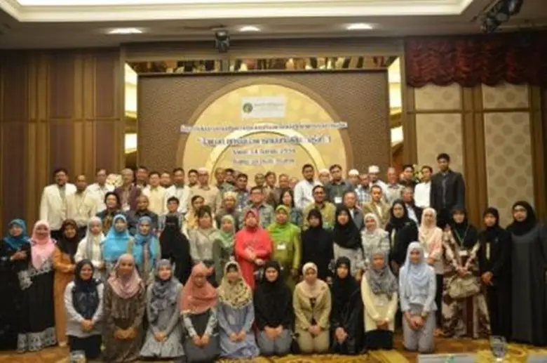 นายชัยวัฒน์ อุทัยวรรณ์ ประธานกรรมการธนาคา...