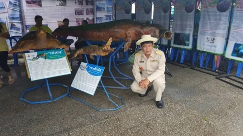 สถาบันทรัพยากรธรรมชาติและสิ่งแวดล้อมออกบูธหน่วยบำบัดทุกข์ บำรุงสุข สร้างรอยยิ้มให้กับประชาชน