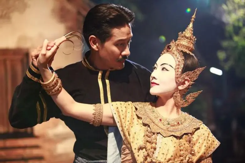 เป็นกระแส #พิษสวาทกันทั้งเมือง มาตลอดสองเ...