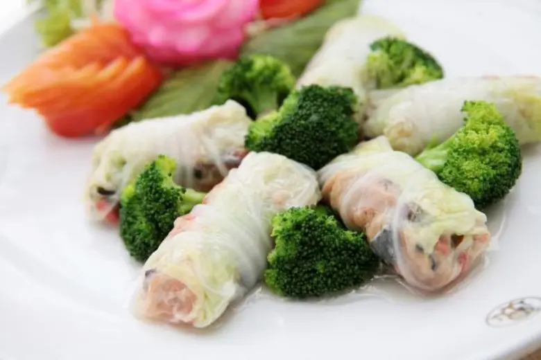 เซ็นทรัลเฟสติวัล พัทยา บีช  ชวนร่วมอิ่มบุญ ต้อนรับเทศกาลกินเจ เชิญชิมพิซซ่าเจยาวที่สุดในเมืองไทย ในงาน Vegetarian Food Festival 2016