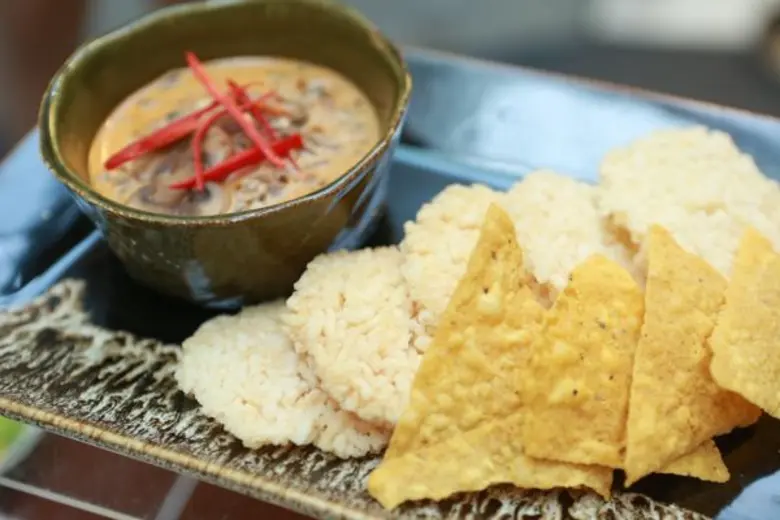 เซ็นทรัลเฟสติวัล พัทยา บีช  ชวนร่วมอิ่มบุญ ต้อนรับเทศกาลกินเจ เชิญชิมพิซซ่าเจยาวที่สุดในเมืองไทย ในงาน Vegetarian Food Festival 2016