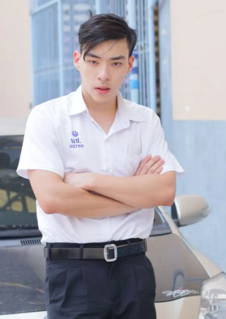 “เบสท์ กัญจน์” อวดหุ่นแซ่บ โชว์ซิกแพค ประเดิมหนัง “BOYFRIEND-แฟนผมเป็นผู้ชาย”