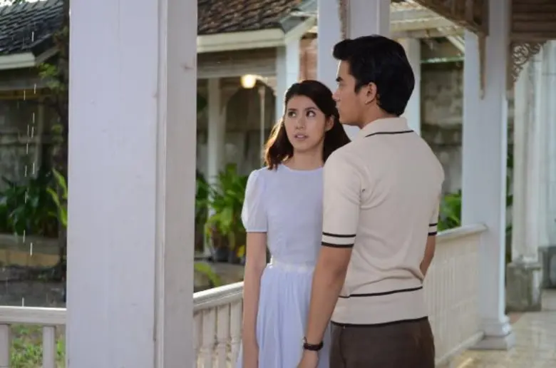 ไม่พอใจที่เอสเธอร์ สุปรีย์ลีลา มาสวยรอยเป...