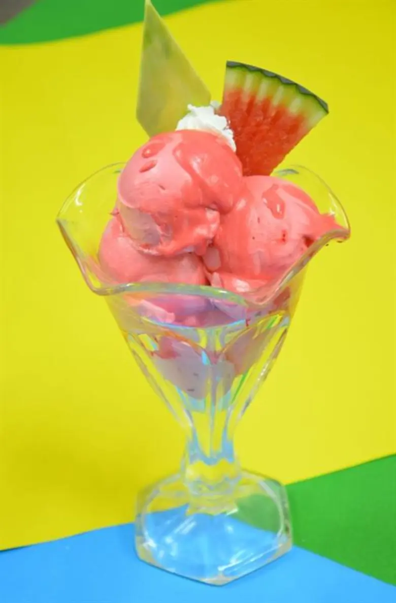 มณเฑียรเบเกอรี่ เอาใจผู้ที่โปรดปรานขนมเค้...