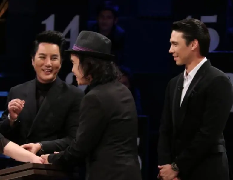 ทีวีไกด์: รายการ "เลขอวดกรรม" ครูสลา ตั้งสตินึกย้อนอดีต หลังเจอ ริว ร้องทัก กรรมที่ติดสัญญากับวิญญาณ