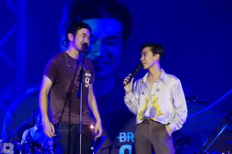 “แสตมป์-อภิวัชร์” จัดเต็มสเต็ปเท้าไฟ สนุกซึ้งปนฮา ครบรส COOLfahrenheit Music Alive Stamp18+ #โตแล้วร้องเพลงอะไรก็ได้