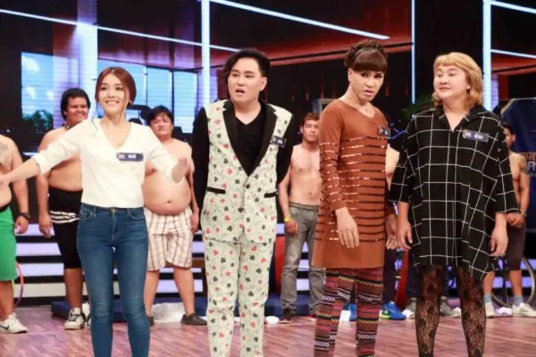 ทีวีไกด์: รายการ "Honey Hero คู่รักนักสู้" “อ้วน รีเทิร์น” ขอหวิวโชว์ขาอ่อนข่มขวัญ “แจ็คการีน” กลางรายการ Honey Hero คู่รักนักสู้