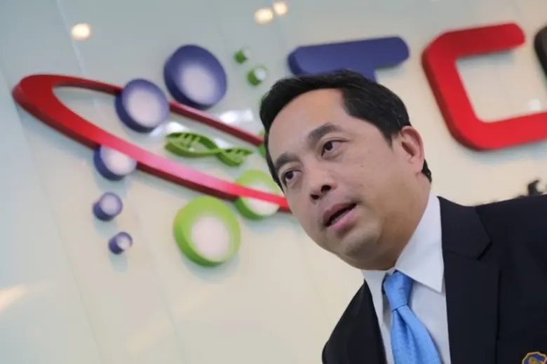 ดร.นเรศ ดำรงชัย ผู้อำนวยการศูนย์ความเป็นเ...