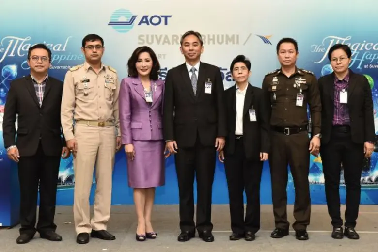 นายศิโรตม์ ดวงรัตน์ ผู้อำนวยการท่าอากาศยา...