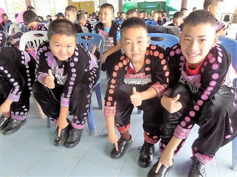 มูลนิธิ EDF จับมือ ทอมส์ ชูส์ มอบรองเท้าใหม่ให้นักเรียนพื้นที่ห่างไกลใส่ไปเรียนหนังสือ