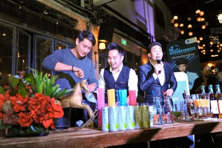 คุณวรกร วีราพัชร์ CEO, บริษัท แอพโซลูท (ป...