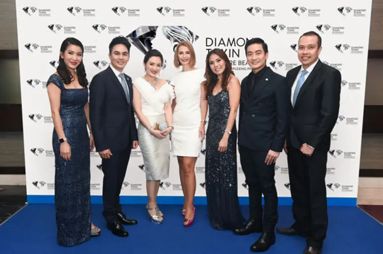 เปิดตัวใหม่อย่างยิ่งใหญ่ ไดมอนด์ ท็อกซิน,...