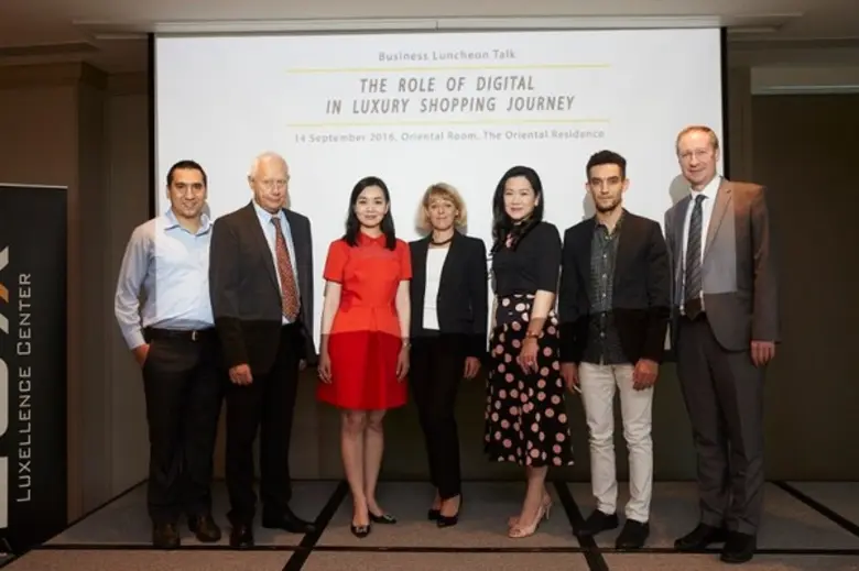 ดร. ฐิติพร สงวนปิยะพันธ์ (ที่ 3 จากซ้าย) ...