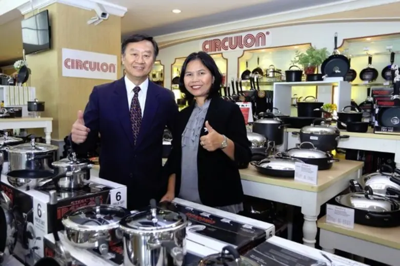 นางสาวอรัญญา บุญเกลียว ผู้อำนวยการฝ่ายขาย...