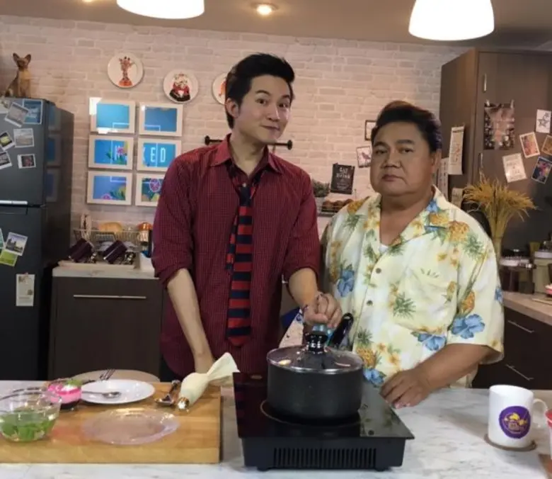 รายการ "ข่าวคลุกข้าว" วันจันทร์ที่ 26 กัน...