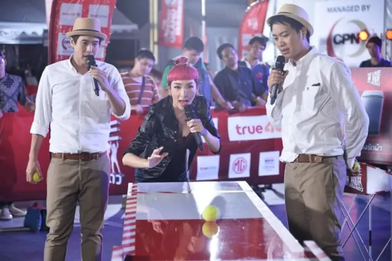 ทีวีไกด์: รายการ "The Line เกมซ่า...ท้าเรียงแถว" “เฟี้ยวฟ้าว” ลุ้นหนัก พิชิตแจ็กพอต 2 แสนบาท!!!