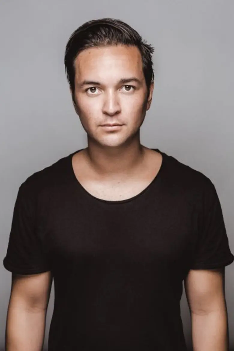 ห้ามพลาดกับการสแน็บภาพสุดคูลลงอินสตราแกรมที่ใหญ่ที่สุดแห่งปี!! พร้อมความสนุกหลากสไตล์แบบ Run. Glow. Party. ใน “Skechers Blacklight RunTM Thailand”