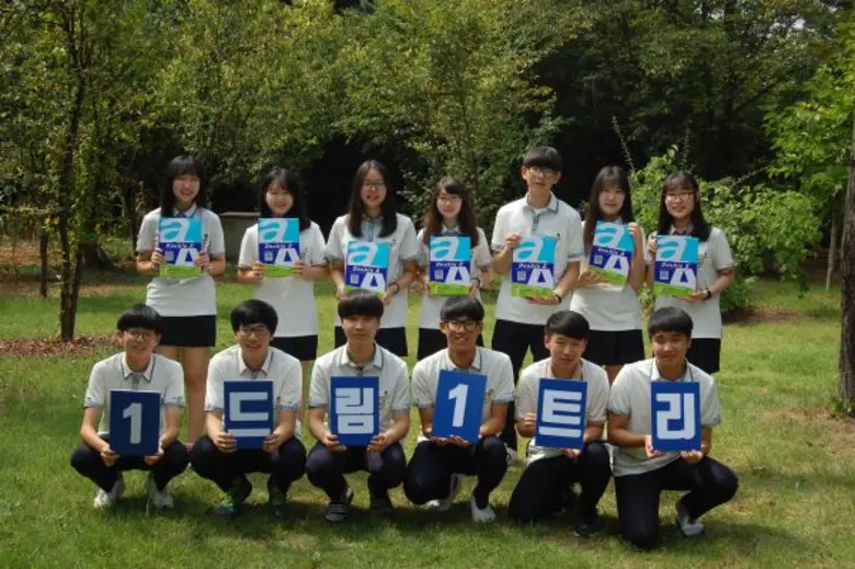 ดั๊บเบิ้ล เอ…ปลื้มกระแสแคมเปญ “Double A…One Dream One Tree” ประชาชนแห่รักษ์สิ่งแวดล้อม ยอดต้นไม้ให้ชาวนากว่า 200,000 ต้น