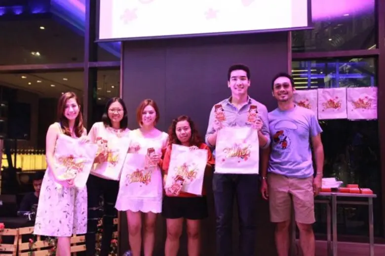 ดรีม-ณฐณพ,อร-พัทธ์ธีรา นำทีมนักแสดงละครม่านดอกงิ้ว พาแฟนๆ สุดฟินแบบกระทบไหล่ใกล้ชิด สนุกกิจกรรม Meet & Greet ส่งท้าย