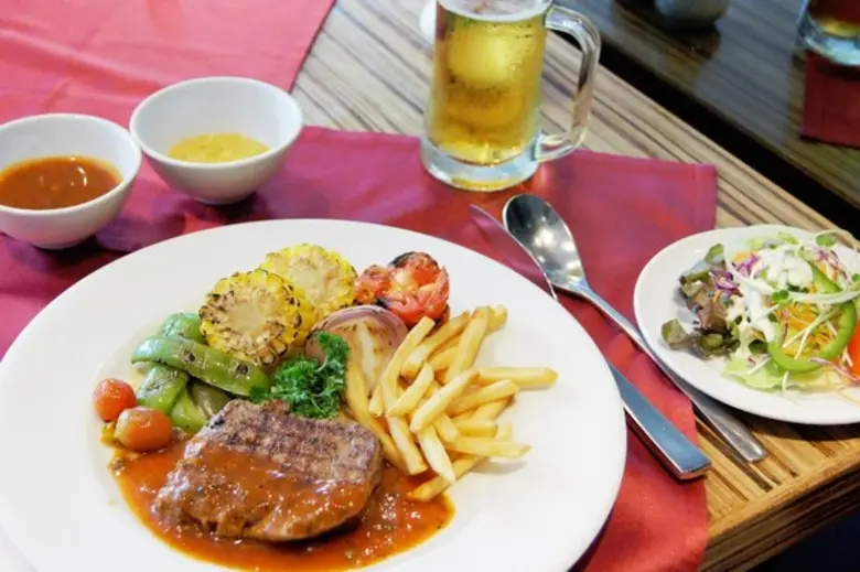 ห้องอาหารรามา โรงแรมฟูราม่า สีลม ร่วมเฉลิ...