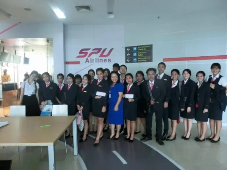 ดร. พัชราพร รัตนวโรภาส อาจารย์ประจำสาขาวิชาภาษาอังก...