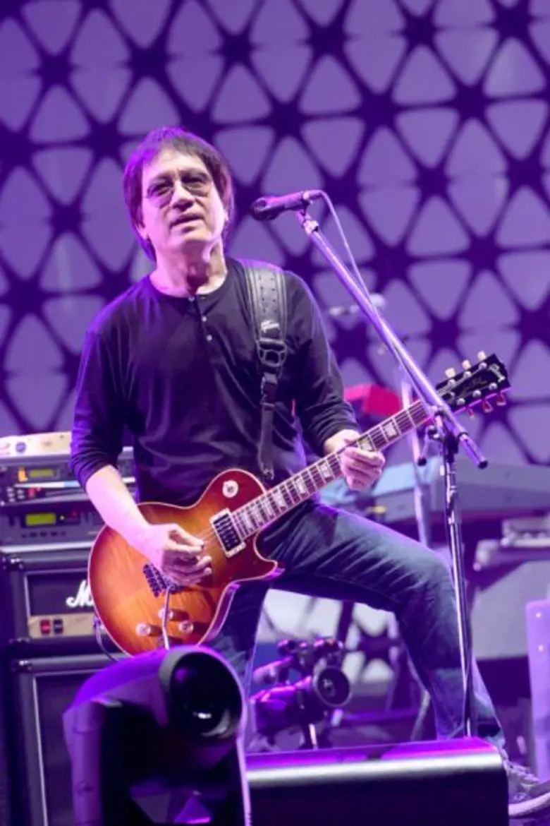 “อัสนี วสันต์ 30 ปี สวัสดีครับ” ครบรส....คุ้มค่า “ป้อม-โต๊ะ” จัดเต็ม จิ๊กโก๋อกหัก มันส์ ซึ้ง สนุก สนั่น