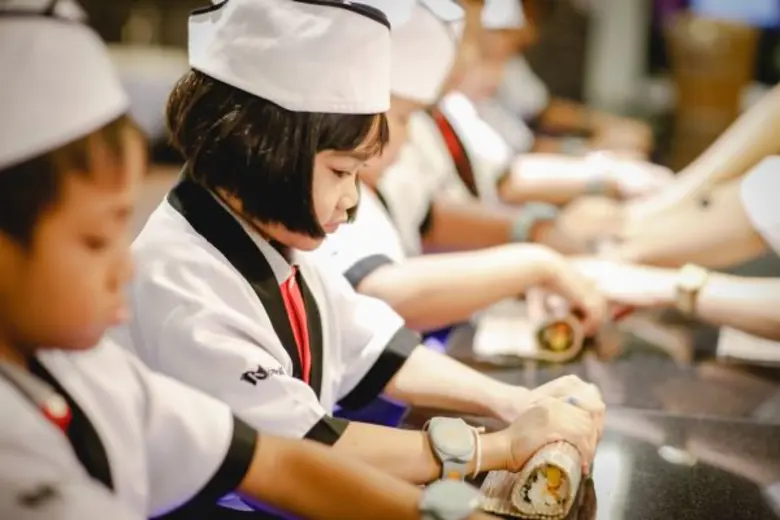 มูลนิธิเวชดุสิตฯ พาน้อง ๆ ผู้พิการเปิดประตูสู่อาชีพที่ คิดส์ซาเนีย