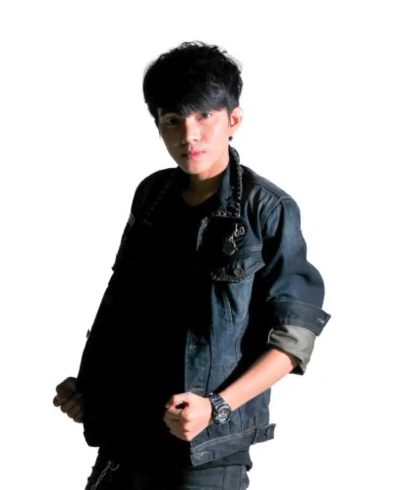 ข่าวซุบซิบ: กล้วย อาร์สยาม ยิ้ม อาร์สยาม