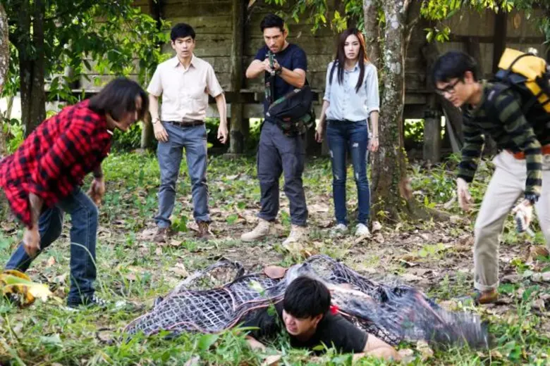 อาจารย์วิเศษ (วสุ แสงสิงห์แก้ว) และลูกทีม...