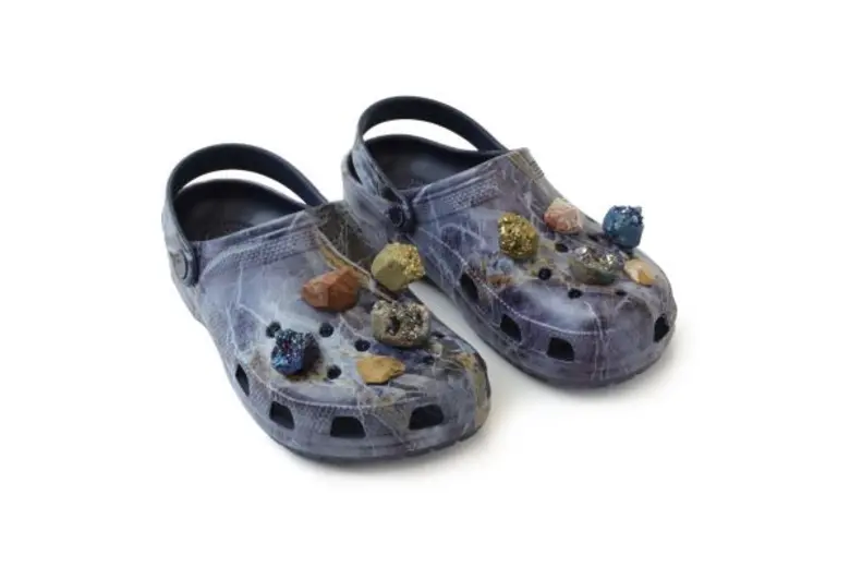 CROCS (คร็อคส์)ภาคภูมิใจเป็นอย่างยิ่งกับร...