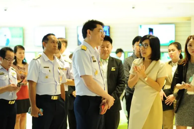 เอไอเอส เปิดให้   เข้าตรวจสอบกระบวนการทำงานของ หน่วยงานวิเคราะห์ข้อมูลการใช้งานของลูกค้าอย่างละเอียดทุกขั้นตอน