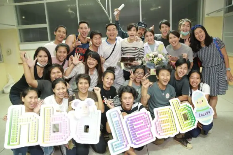 ทำเอาสาวหล่อหมอเจี๊ยบ-ลลนา ถึงกับเป็นปลื้...