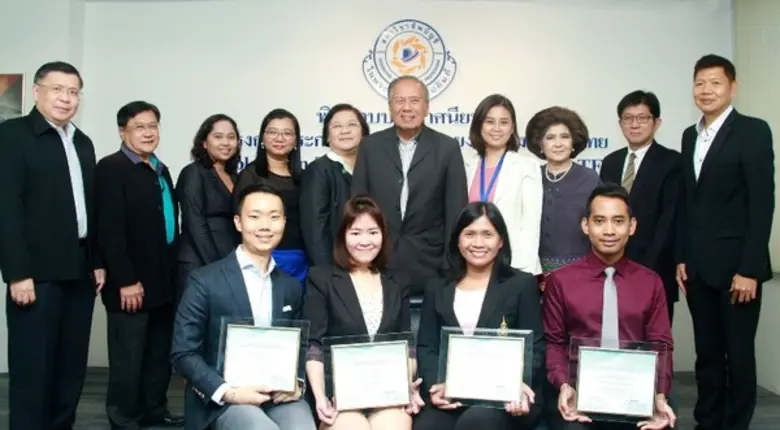 เมื่อเร็วๆ นี้ อาจารย์นราภรณ์ ไชยรัตน์ อา...