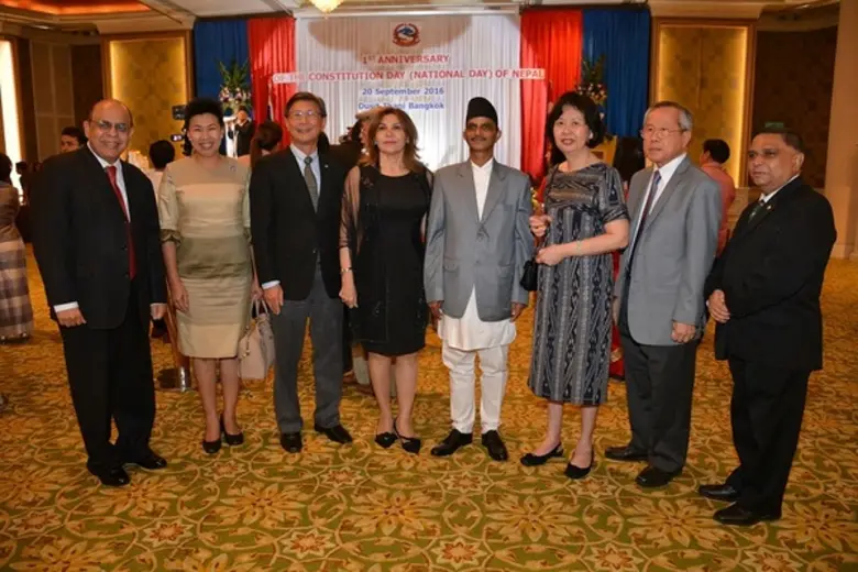 ฯพณฯ ขคนาถ อธิการี เอกอัครราชทูตสหพันธ์สา...